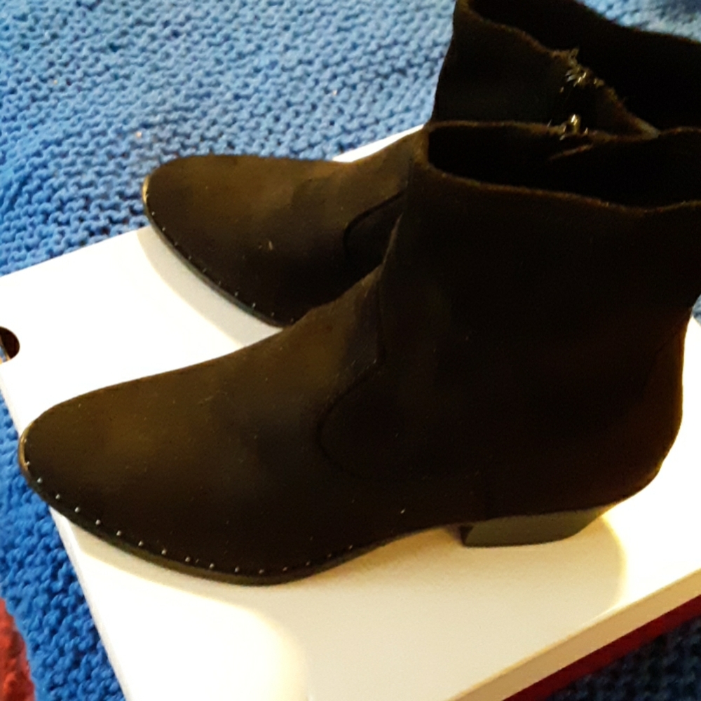 SO black boot shoes size 8 1/2 M
